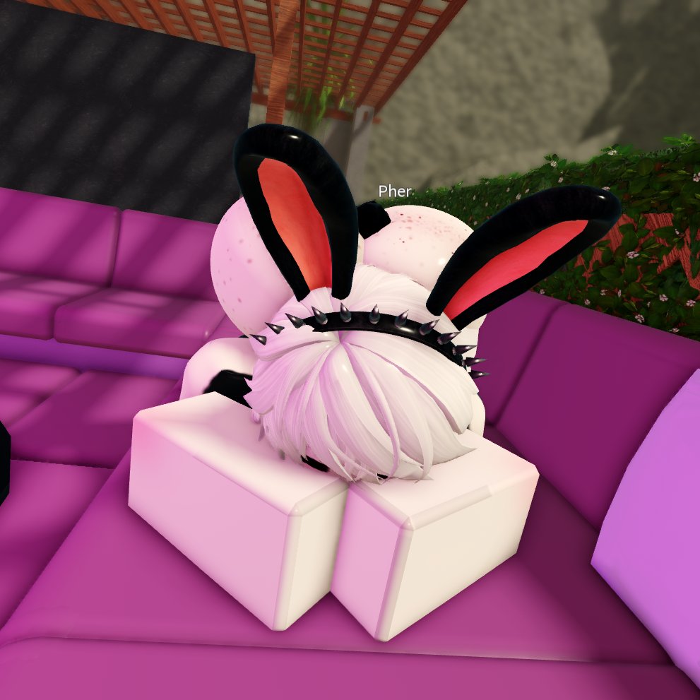 Phercito12's tweet photo. Bunny Femboy 🐰🤍 https://t.co/HqiMvboaBE
