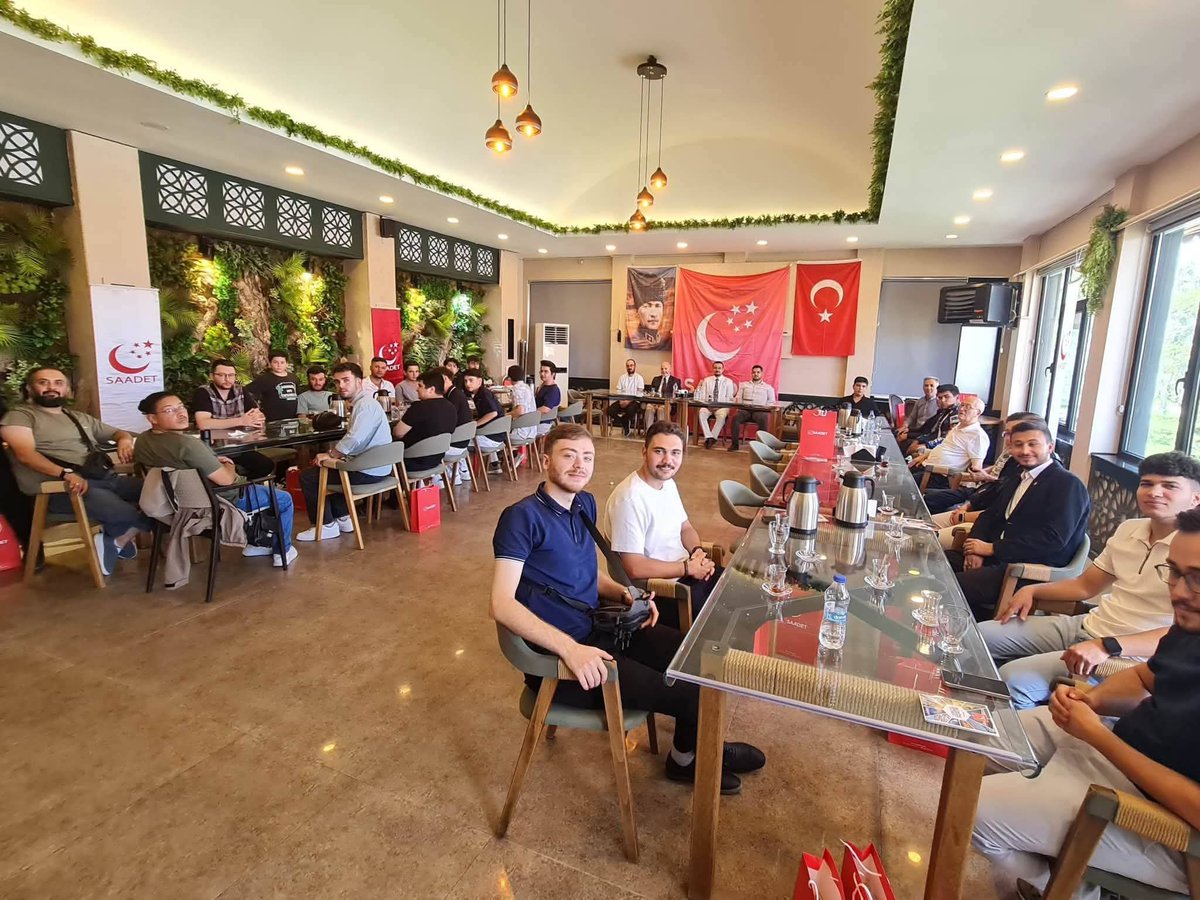 usak_saadet's tweet photo. Saadet Partisi Gençlik Kollarımızın düzenlediği;tanışma,kaynaşma ve gelecği birlikte inşa etme programına katılım sağladık.

İnancı, umudu ve kardeşliğimizi hep birlikte büyütmeye; daha güçlü yarınlar için aynı heyecanla çalışmaya devam edeceğiz. https://t.co/5Ixc50wW7t