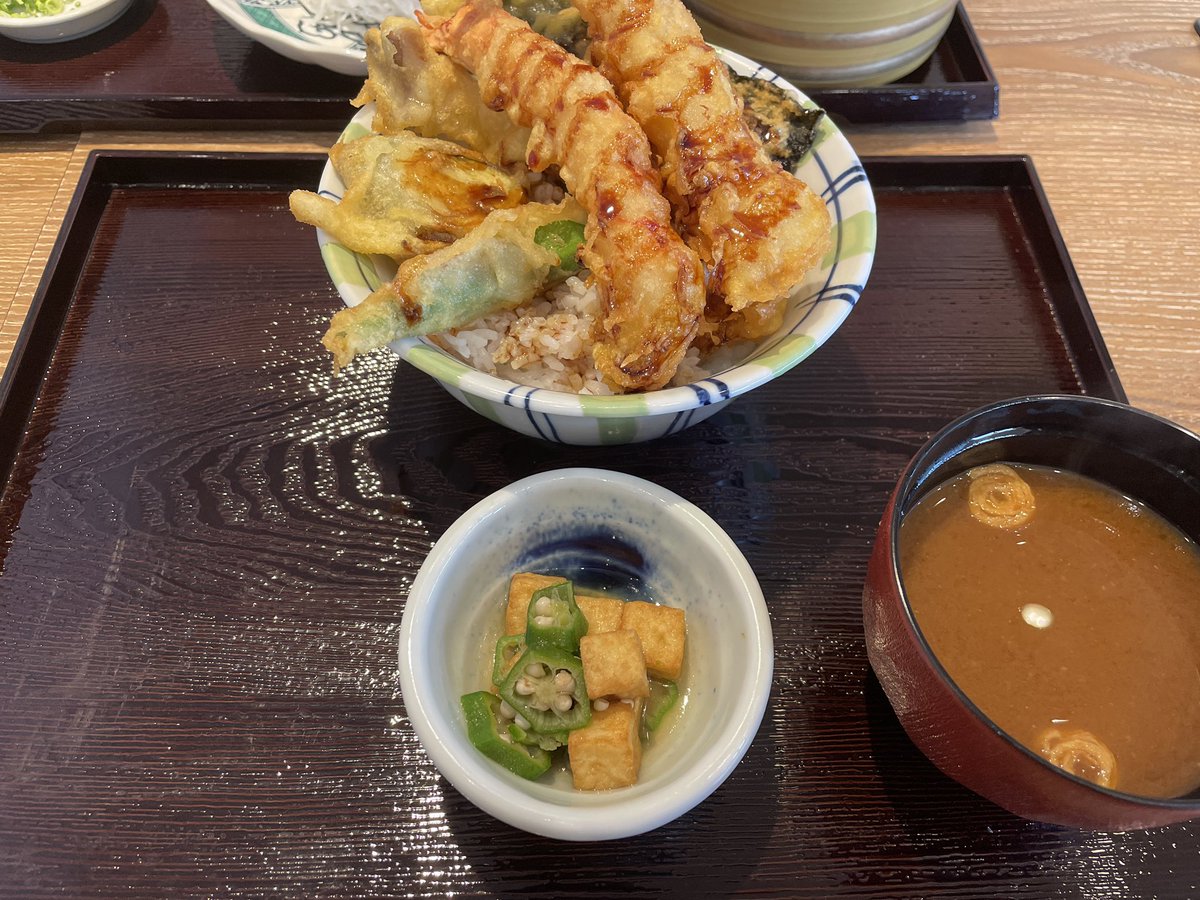 夜 (@yazin_255) / Posts / X