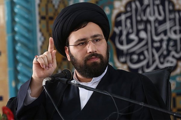 Meysame_tamaarr's tweet photo. جهت آپدیت حافظه بعضی غرب لیس ها لازم است هر از گاهی یاد آوری کنیم اینو

سید علی خمینی: هرکس بخواهد مذاکره کند برای این که با مریکا به صلح برسد، خائن است https://t.co/Ll15qxHHcT