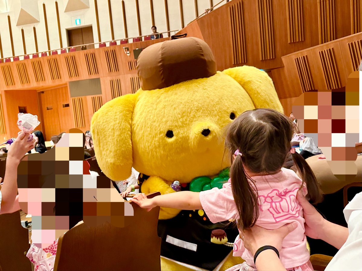MimetMK's tweet photo. みんななかよくクラシックコンサートに行ってきました🎶通路側だったので皆んなと触れ合えたよ✌️❤️

kawaiiフェスティバルのオケバージョンがとても良かった💕なんかうるっとした🥹ミラギフまた観たい…

未就学児OKなクラシックコンサートってなかなか無いので行けて良かったです☺️ https://t.co/xiROAzvm8k