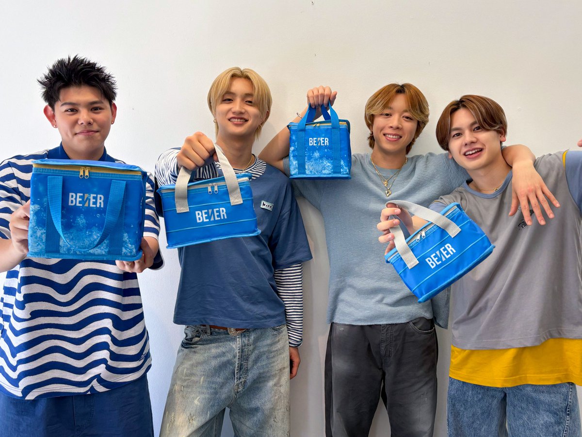 suntorynamabeer's tweet photo. 【＃生FIRST オリジナルクーラーバッグ🍻】

本日から
クーラーバッグ付きサン生6缶パック発売開始。
ぜひ探してみてください！

#サン生 https://t.co/SmQgBIfKlP