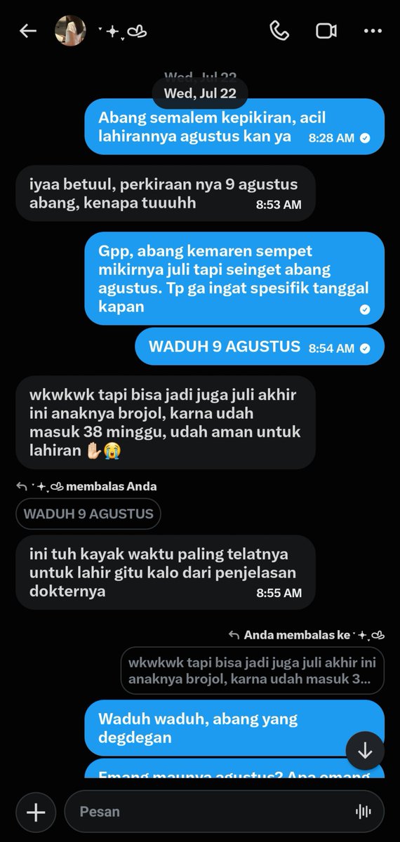 zigarettr's tweet photo. Bboleh nangis beneran ga (terharu anjir). Adek rp bgt nih, adek yg gua besarkan dengan kuota udah punya anak, ponakan ril bukan hasil download. Kamisnya masi nanyain ini itu soal cuti sama lahirannya, kita masi degdegan, LAH JUMATNYA MALAH UDAH LAHIR ❤️❤ https://t.co/KL13bYrJJz