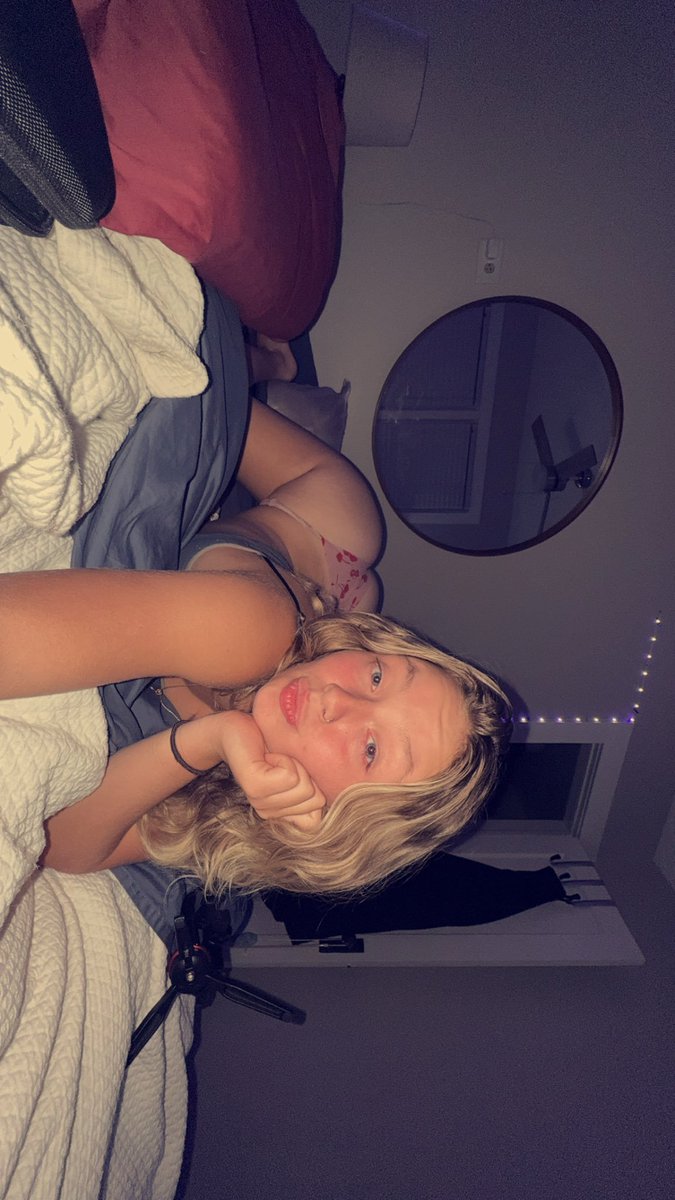 Tati0i's tweet photo. I can make you cum in less than 5 minutes. I can prove it 💦🙈 https://t.co/osO94OYRrQ