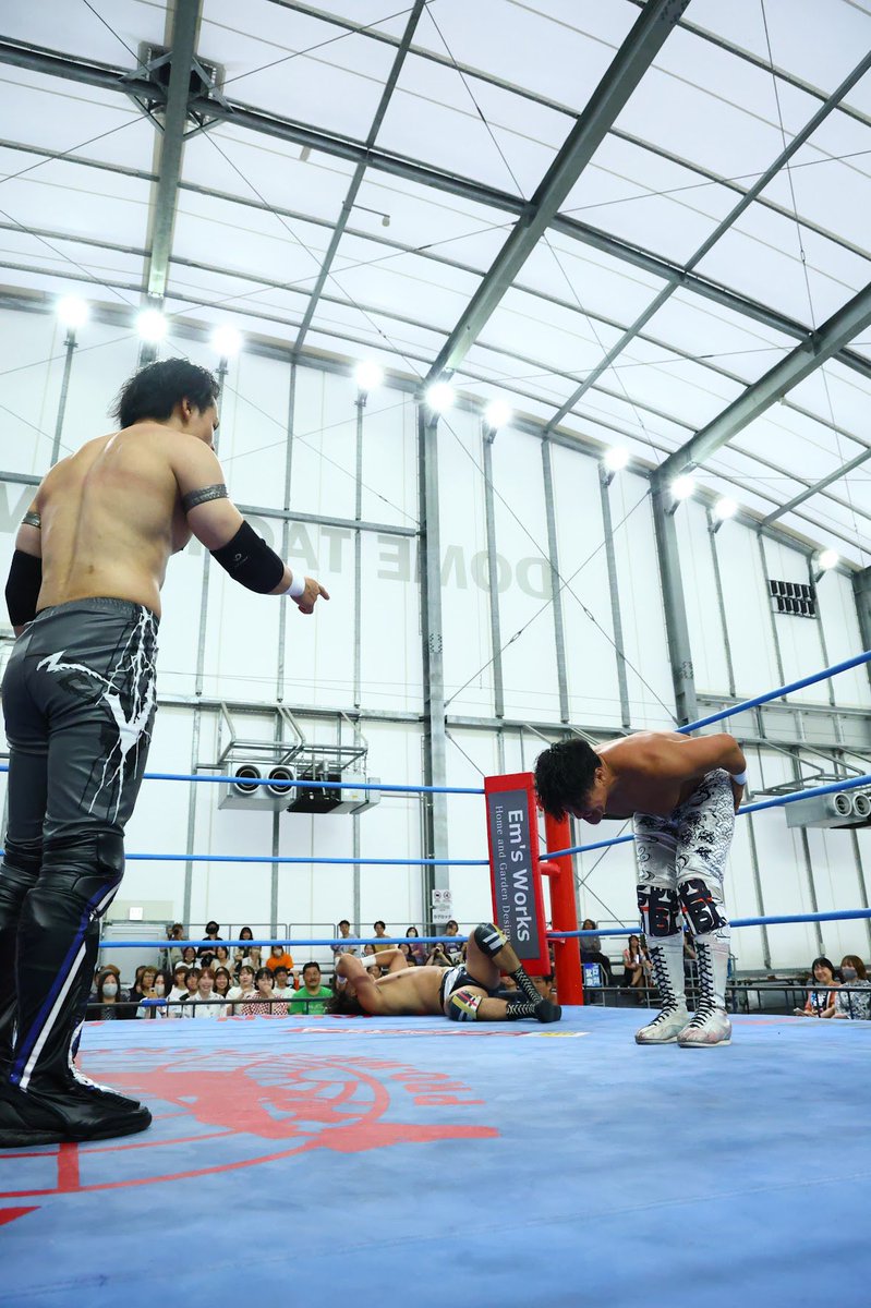 SEIKI1005's tweet photo. 昨日のJr.ランブル優勝
負けられない理由があった
昨日のランブル見てたら
ゼンニチジュニアに期待膨らむでしょ？
どこよりも熱い闘い
誰よりも熱く闘い抜いて
ジュニフェス優勝する！
その報告を持ってまた熊本に帰ってくるよ
#ajpw #ジュニフェス #がまだせ熊本 https://t.co/zX6tKAH0Qg