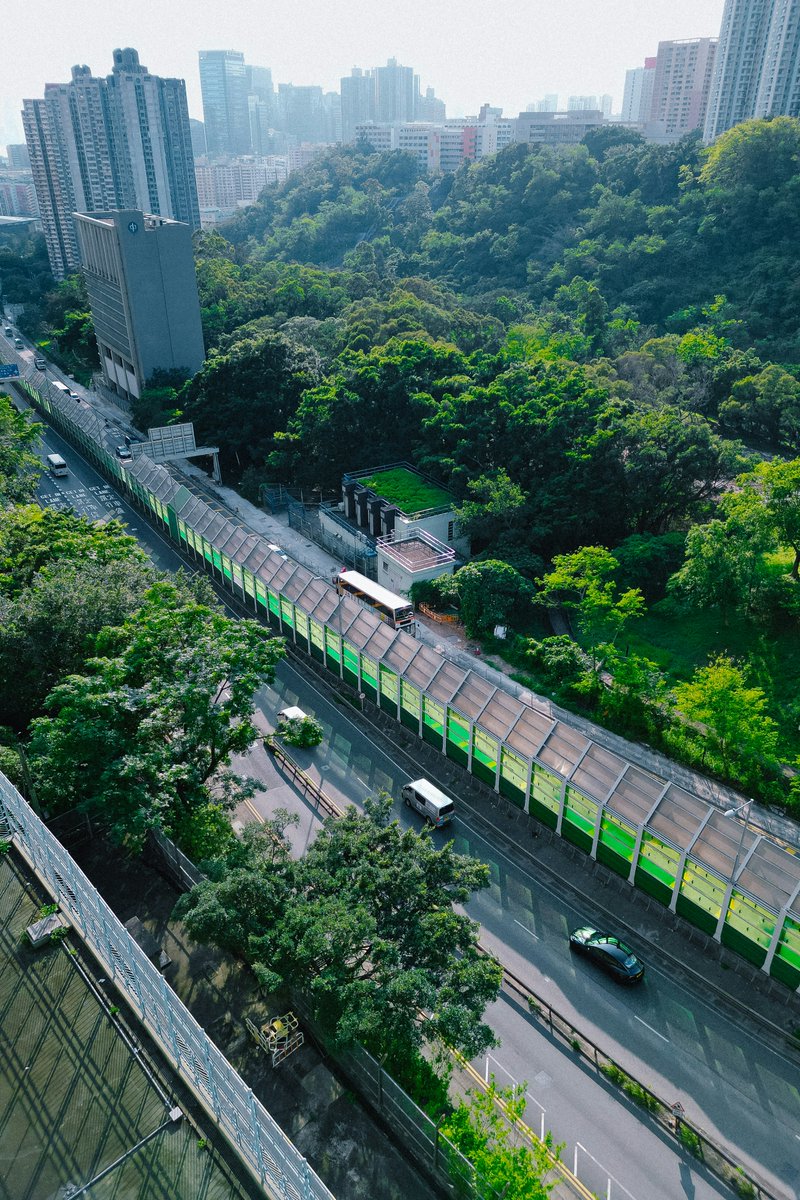 Atmopolis_EU's tweet photo. Noise is a major health problem in Europe. Road traffic is the main source of disruption.

Cities like Stuttgart are taking new steps to face it.

Want to know their project? https://t.co/z9UibMswIS https://t.co/FNmOqgbReZ