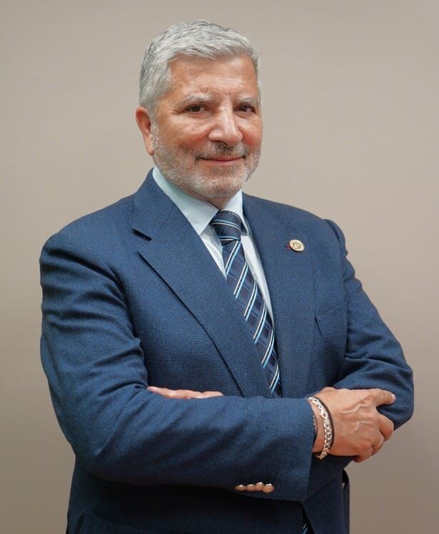 RXRqdEgogik2Z9P's tweet photo. ΕΧΟΥΝ ΚΑΨΕΙ ΠΑΝΩ ΑΠΟ ΤΗ ΜΙΣΗ ΑΤΤΙΚΗ!!!

Επί Πατούλη κάηκαν 465.000 στρέμματα δάσους στην Αττική, το 38% της συνολικής δασικής επιφάνειας της περιφέρειας!!!
Επί Χαρδαλιά (μέχρι τώρα) κάηκαν 168.000 στρέμματα, το 13,7% της συνολικής δασικής επιφάνειας της περιφέρειας!!!
Πάνω από τη μισή δασική έκταση πλέον!!!
Και τα Μ.Μ.Ε. σιωπούν, χαϊδεύοντάς τους!!!