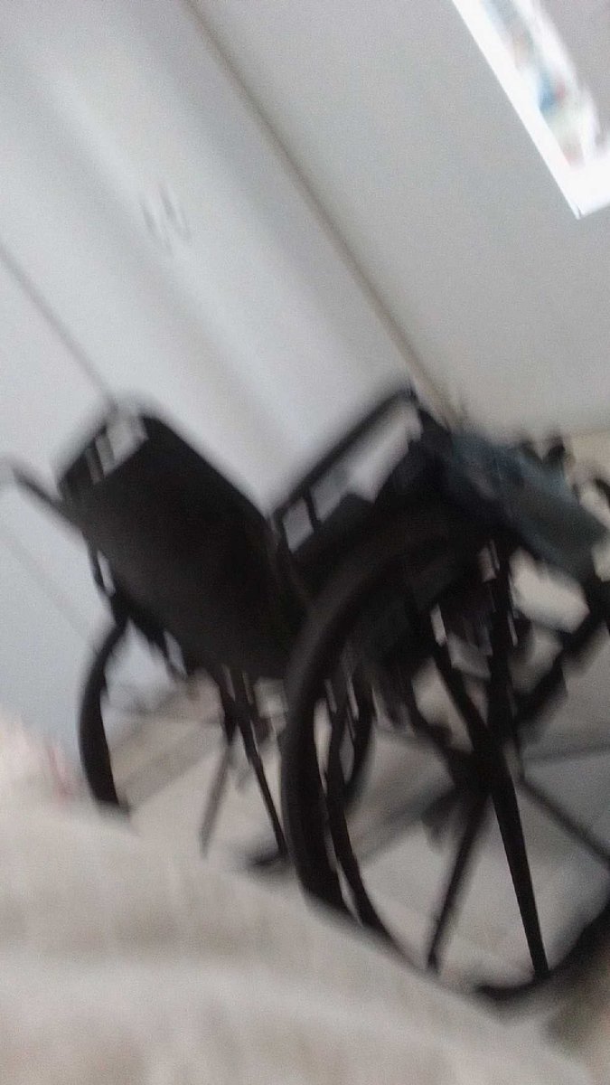 SkaggAttack's tweet photo. My Stupid fucking mom keeps making my wheelchair too far to reach. It’s hard to get out of bed i have to crawl. #whymegod https://t.co/x32X6CBuU5