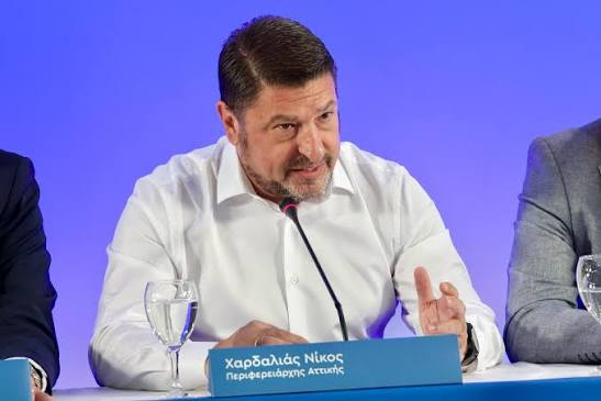 RXRqdEgogik2Z9P's tweet photo. ΕΧΟΥΝ ΚΑΨΕΙ ΠΑΝΩ ΑΠΟ ΤΗ ΜΙΣΗ ΑΤΤΙΚΗ!!!

Επί Πατούλη κάηκαν 465.000 στρέμματα δάσους στην Αττική, το 38% της συνολικής δασικής επιφάνειας της περιφέρειας!!!
Επί Χαρδαλιά (μέχρι τώρα) κάηκαν 168.000 στρέμματα, το 13,7% της συνολικής δασικής επιφάνειας της περιφέρειας!!!
Πάνω από τη μισή δασική έκταση πλέον!!!
Και τα Μ.Μ.Ε. σιωπούν, χαϊδεύοντάς τους!!!