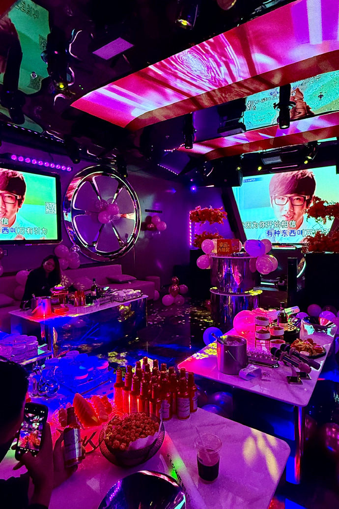 RockIt_Radio's tweet photo. Just hit the KTV! Singing my heart out to favorite hits with friends—best way to unwind after a long week https://t.co/ESCHt6hSAN