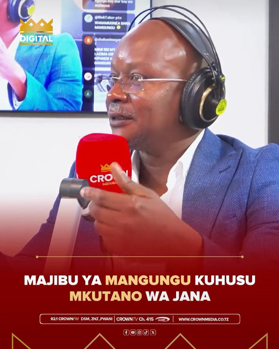 Sirajitz1's tweet photo. Juma Ayo 🎤 Mangungu jana ulifanya mkutano kule Bunju lakini Mwenyekiti wa bodi magoli anasema hautambui unaweza kutuambia imekuaje.                                                                                                                           

Mangungu 🎤 Kiukweli  mkutano ulikua halali na mimi ndo mwenyekiti wa simba sports Club, huyo magoli ambae ni mwenyekiti wa bodi ya wadhamini aliesema mkutano ule ulikua batili aje atueleze ile kusema vile ni maamuzi yake yeye individual au ni ya bodi nzima, na kama ni ya bodi nzima atuambie hio bodi imekaa lini na kujadiliana na kutoa maamuzi hayo.

-----------------

Mambo ni moto sana wanangu