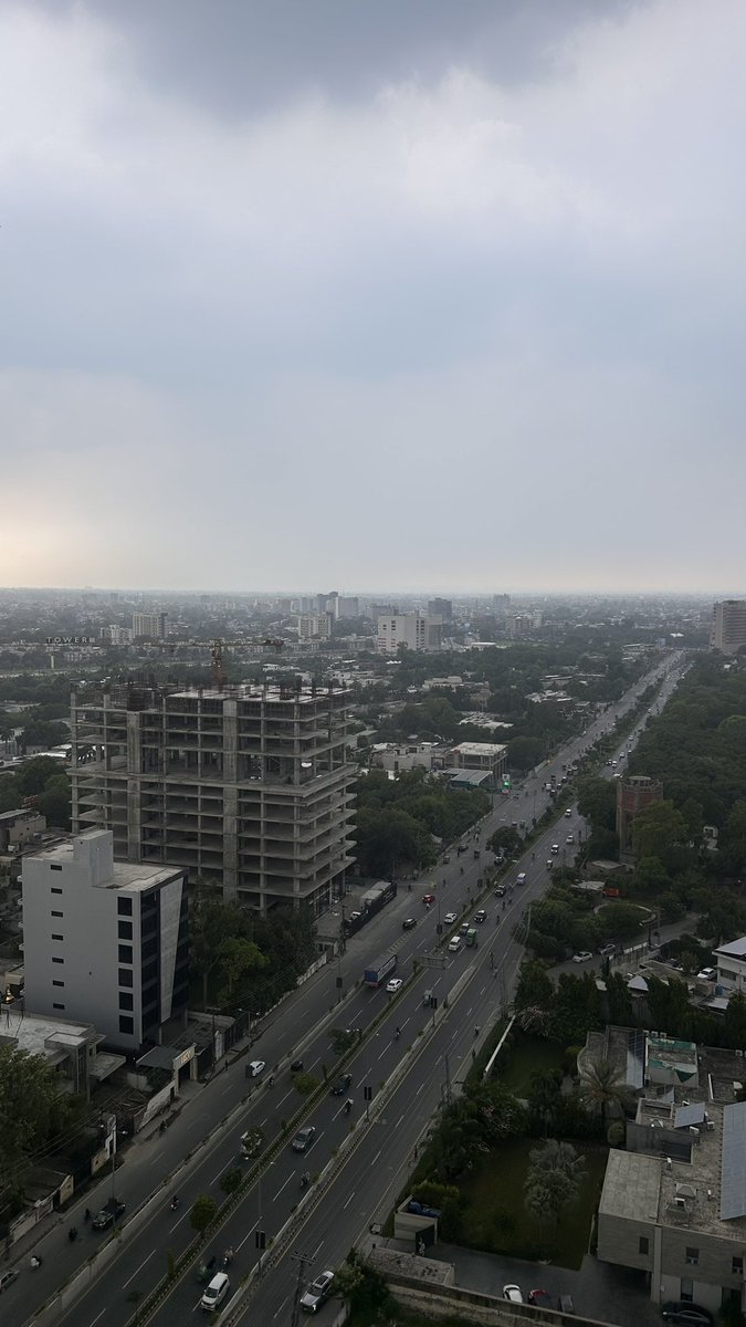 samacoree's tweet photo. beautiful weather in lahore rn https://t.co/u8x67ytLbB
