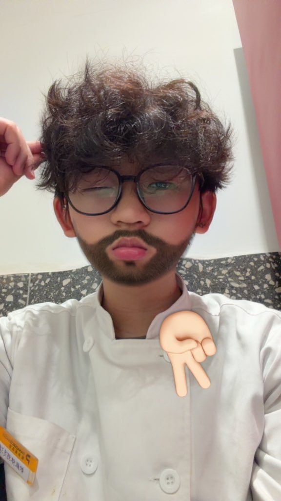 Juanldo7's tweet photo. 爱喝血腥玛丽的男孩 https://t.co/R1Ey7ziToI