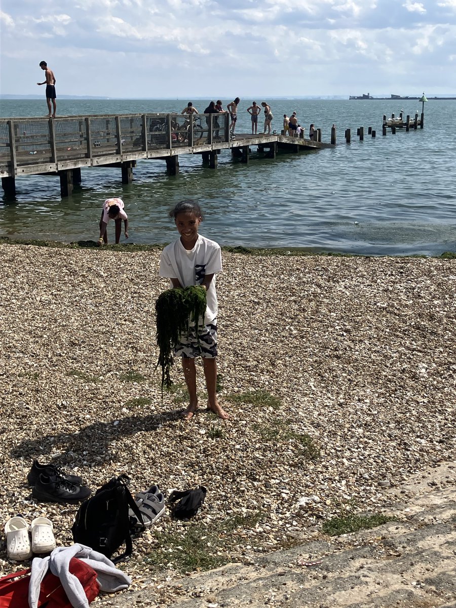 valley_hub's tweet photo. On Friday @younggreenwich travelled to Southend on sea for our annual summer trip. 104 young people and youth workers enjoyed a day of sun, sea and rides. It was a great trip with lots of laughter, positive energy and ice cream until next year Southend! ☀️🍦🎡🎢🐚 https://t.co/LEraVIKqEh