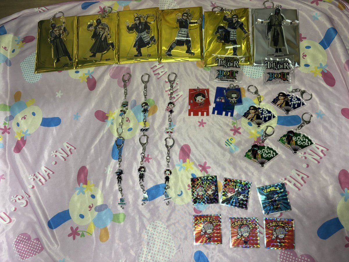 fake_mssp_'s tweet photo. 【譲渡】①

譲▶︎写真

求▶︎定価以下(要相談)+送料

郵送または8/29.30の学園大阪公演にてお渡し

〜注意!!〜
・素人保管の為折れていたり汚れているものもございます。
・当方猫飼っている為アレルギー持ちの方は自己責任でお願い致します。
・お渡しの場合簡単な梱包でのお渡しになります。 https://t.co/9VRu9hjVAl