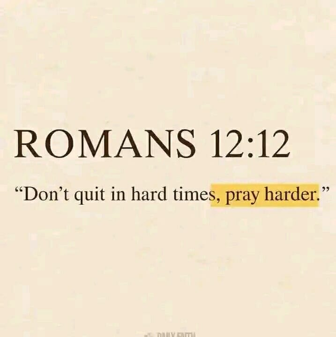 Oh_DearLord_'s tweet photo. Don't quit, pray instead.. https://t.co/Qt6ihA67Ev