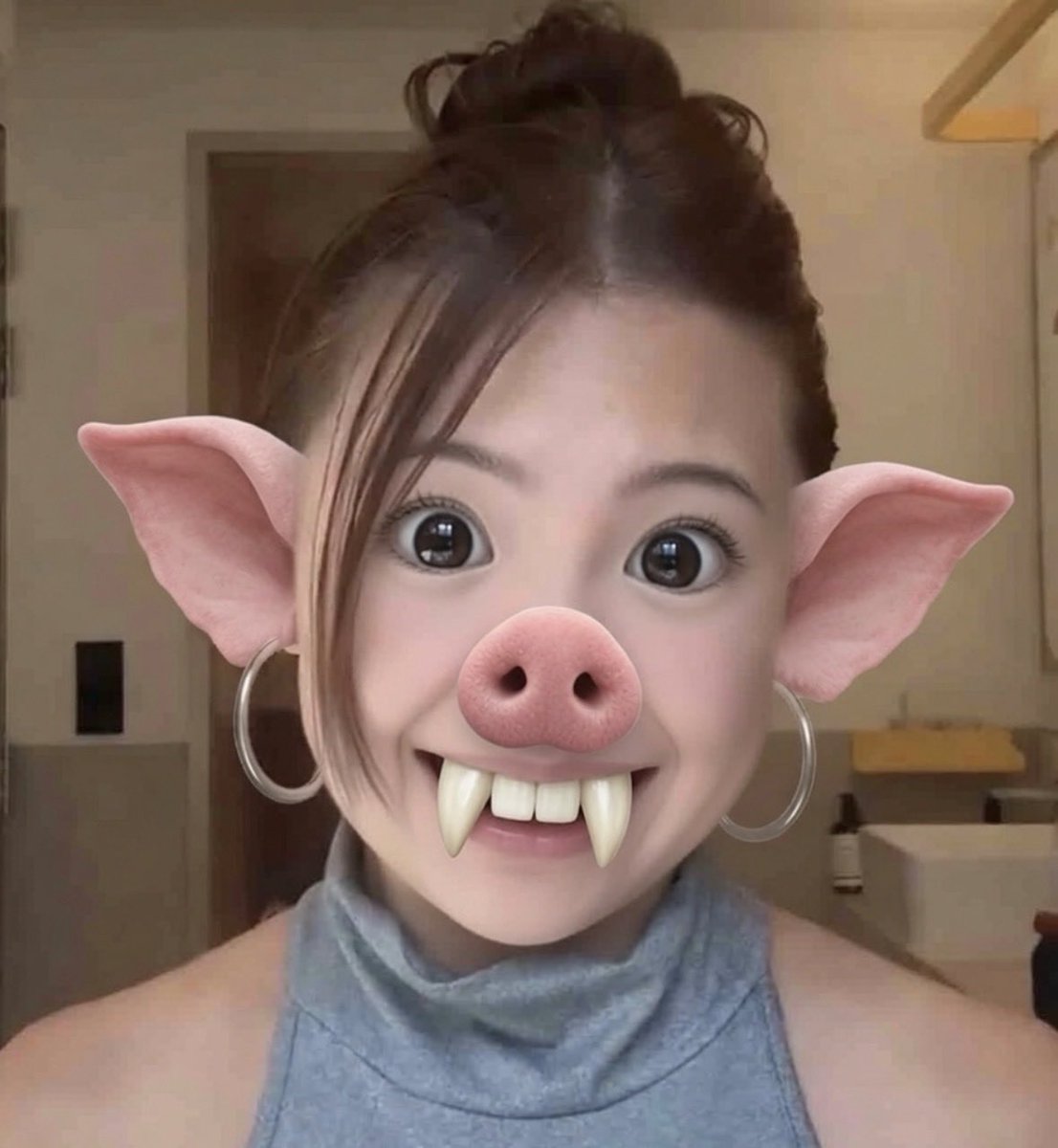 numberA30X's tweet photo. Typical bangsat cina babi 🐷🖕🏻 https://t.co/hKzZEtPvFc