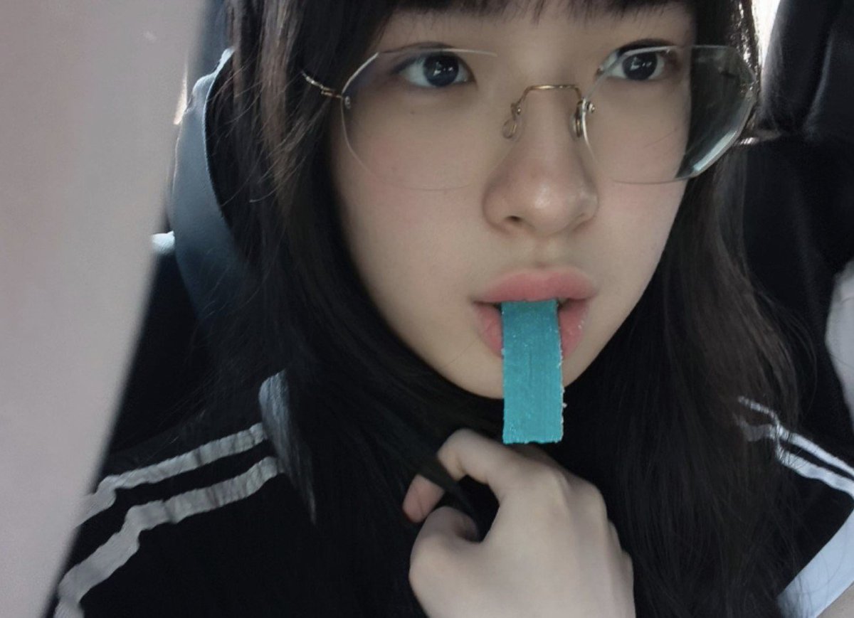 Heidi_JKT48's tweet photo. #MonHei ~ ao !! 𐔌՞ ܸ.ˬ.ܸ՞𐦯 https://t.co/gqc6tRo2SE