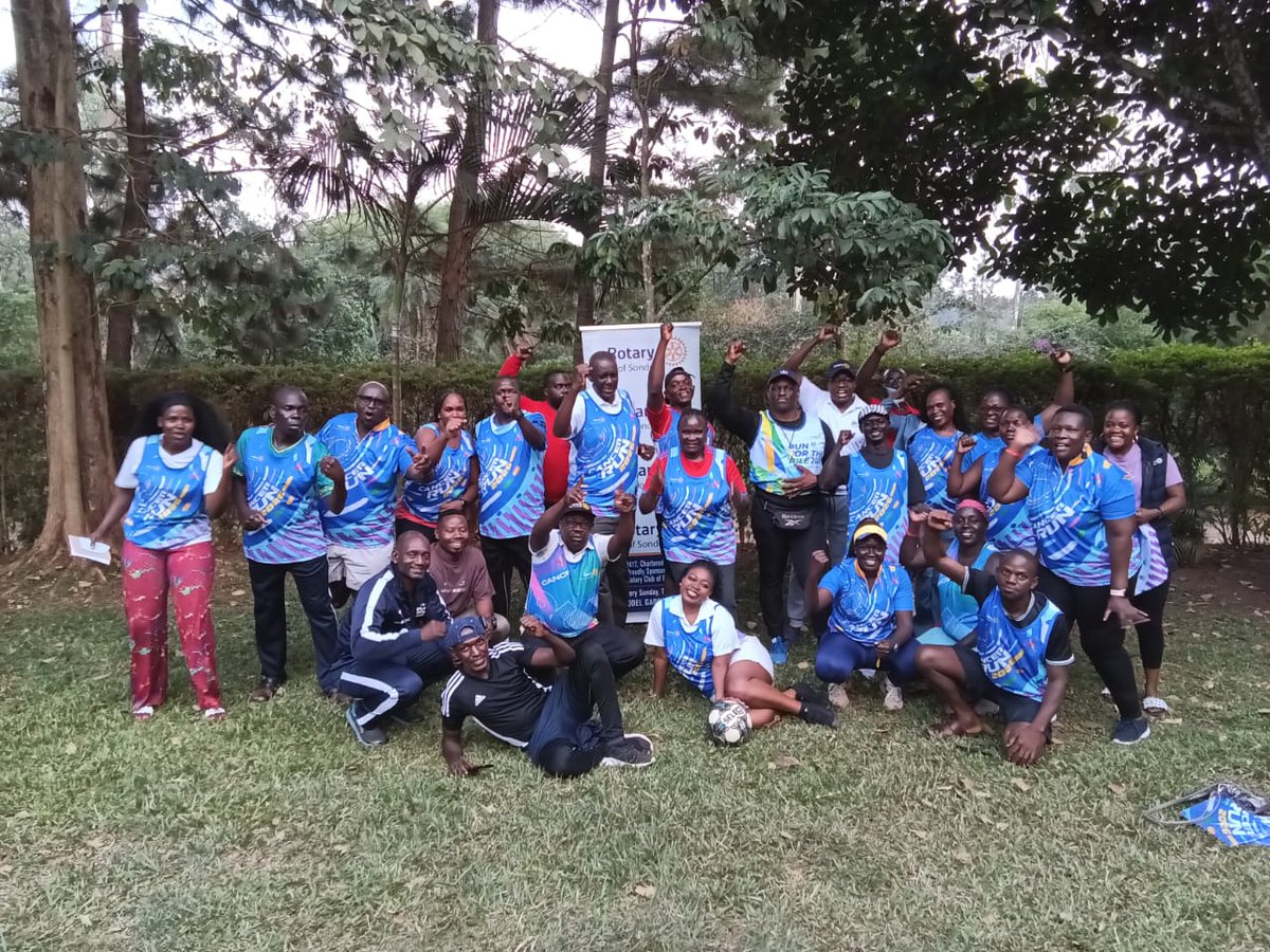 SondeRotary's tweet photo. Ready. Set. Run for a cause!

@SondeRotary  kicked off its @UgRotaryCancerP  mobilisation with a fitness activation led by Coach Bob of the @Rotaryfitness. 

Led by President @DavidNsala96784, the club is targeting 400 runners for the 2026 Cancer Run scheduled on 30th August at Kololo.

Over the years, RC Sonde has mobilsed registration and donations raising over 47.13 million towards the total target of UGX 15bn by the Rotary Cancer program to build a Cancer treatement center at @NsambyaHospital.

This year, we step up again. Every runner brings us closer to CR15 traget of UGX 5bn.

Have you Registered?

#RotaryEyamba | #RotaryKonyo