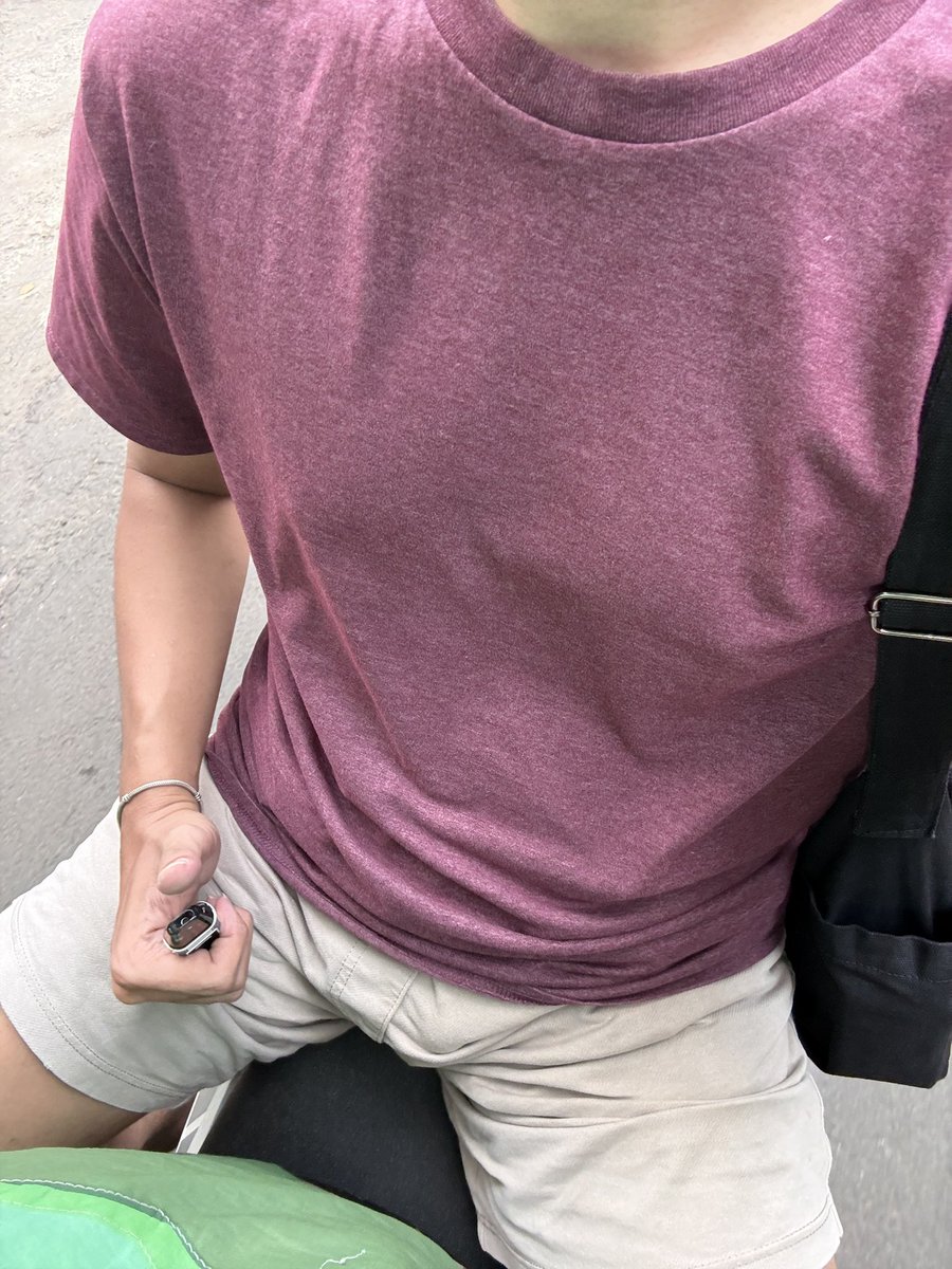 corriandie's tweet photo. i forgot to wear some underwear after swim… LMAO https://t.co/tpTvs9fR7Y