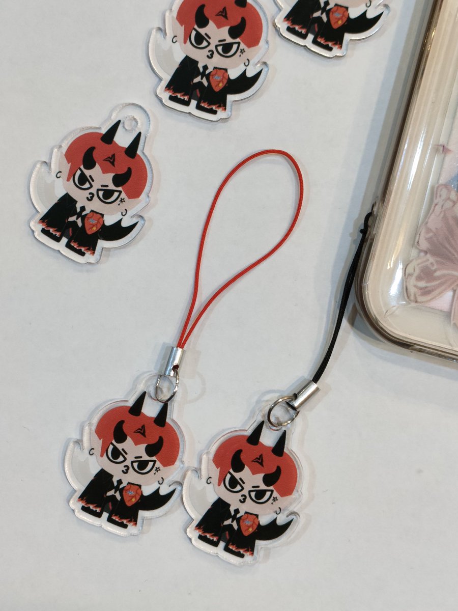 pedforta's tweet photo. naik kereta api cute cute cute ꉂ(˵˃ ᗜ ˂˵)❤️

strapnya bagus hitam atau merah ya https://t.co/xUJx0VWT6N