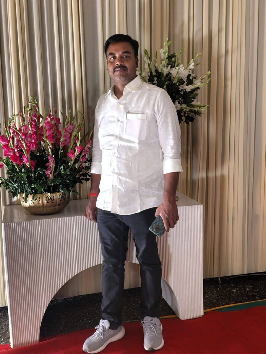maheshsinghran1's tweet photo. समय का इंतजार करो ताना देने बालों से ताली ना बजावा दी तो कहना......। https://t.co/5pWrw2Kwdt