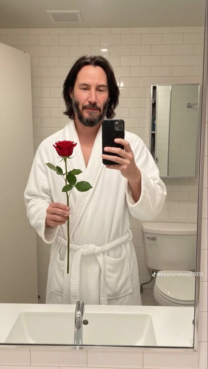 KeanuReevechs's tweet photo. To love is to receive a clips of heaven.

Do you agree?

YES or NO
#keanureeves #Actor #Musician https://t.co/gK2an8hoF8
