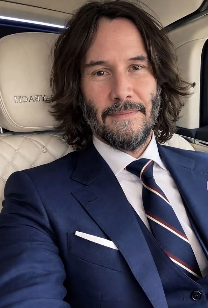 KeanuReevechs's tweet photo. The pain you feel today is the strength you feel tomorrow https://t.co/8vqOaL8eJr