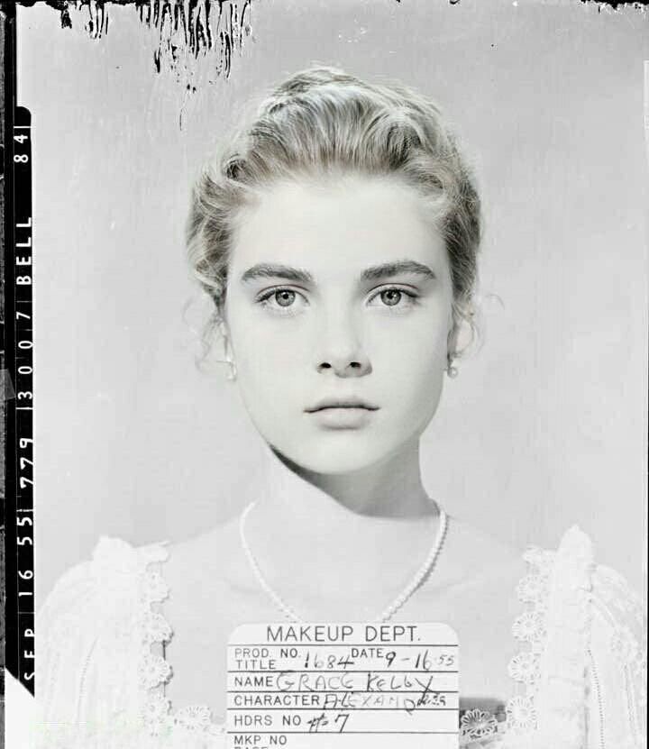 pegobry_en's tweet photo. If the past few decades have shown anything, it’s that the Romans were right about actors and musicians. 

When We Win(tm) we will bring back the old Hollywood studio system where entertainers were essentially indentured servants to one company. 

They will have morals and reputation clauses on their contract so they can act as sensible role models for the youth. 

We will also pair it with a version of the Hong Kong Opera Schools, where future entertainers are trained from infancy into their arts, so as to talentmaxxx

We will bring back beauty and glamour in the service of truth and goodness