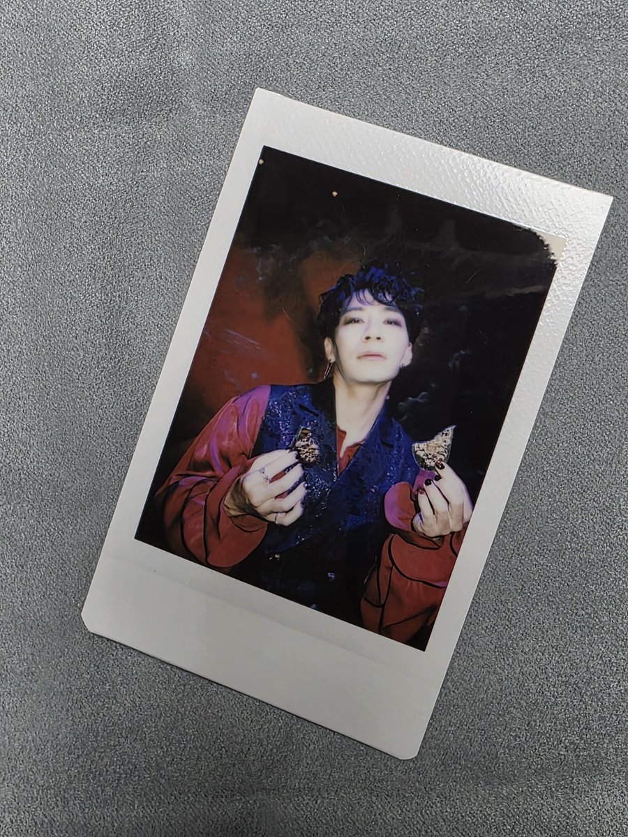 tenorbogus's tweet photo. 백작 초연으로 보입니다 🤟

백작은 지금 밖에 나가면 안됩니다
해피해야 하거든요 🙂 https://t.co/6lj77jMF5a