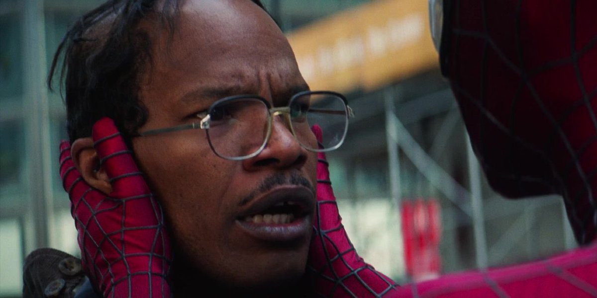 tupeuxtetaire's tweet photo. Personne s’est rendu compte dans The Amazing Spiderman 2 mais Peter a rencontré Miles Morales https://t.co/28IcE3TYBf
