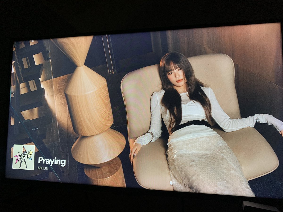 sgsg_613's tweet photo. te amo mi amor q lastima q nunca va a venir red velvet a mx 💔 in another life mis pastelitos https://t.co/PyDEkgRe2A