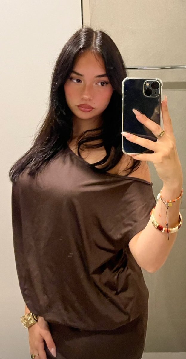 zsaanaa's tweet photo. Cuck wanted his sexy sexy slut Gaelle posted https://t.co/UuHg0ZP43i