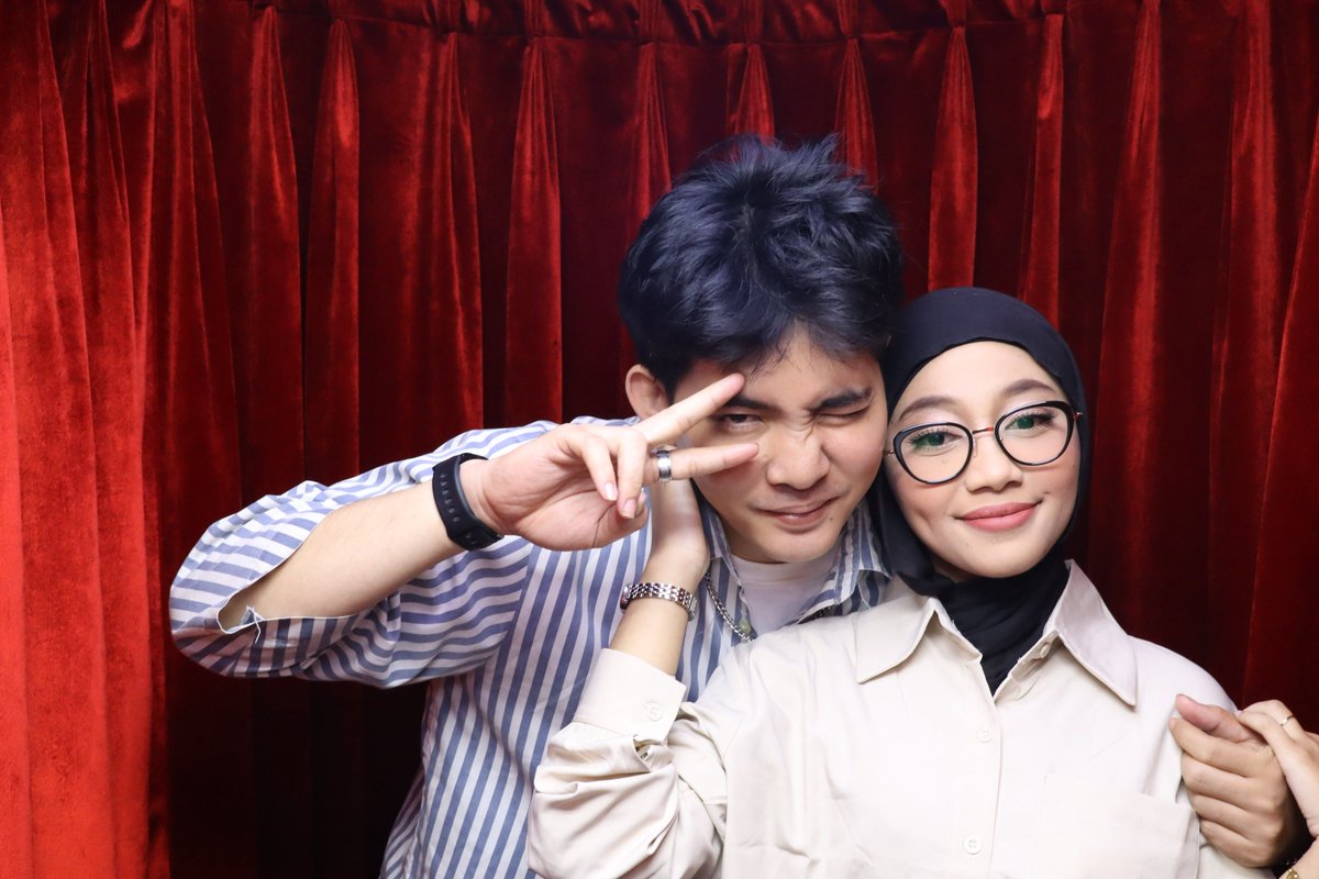 soutyra's tweet photo. photobooth sm cowo yg nungguin aku putus slama 4bln🫰🏻 https://t.co/ysbsPuxRf9