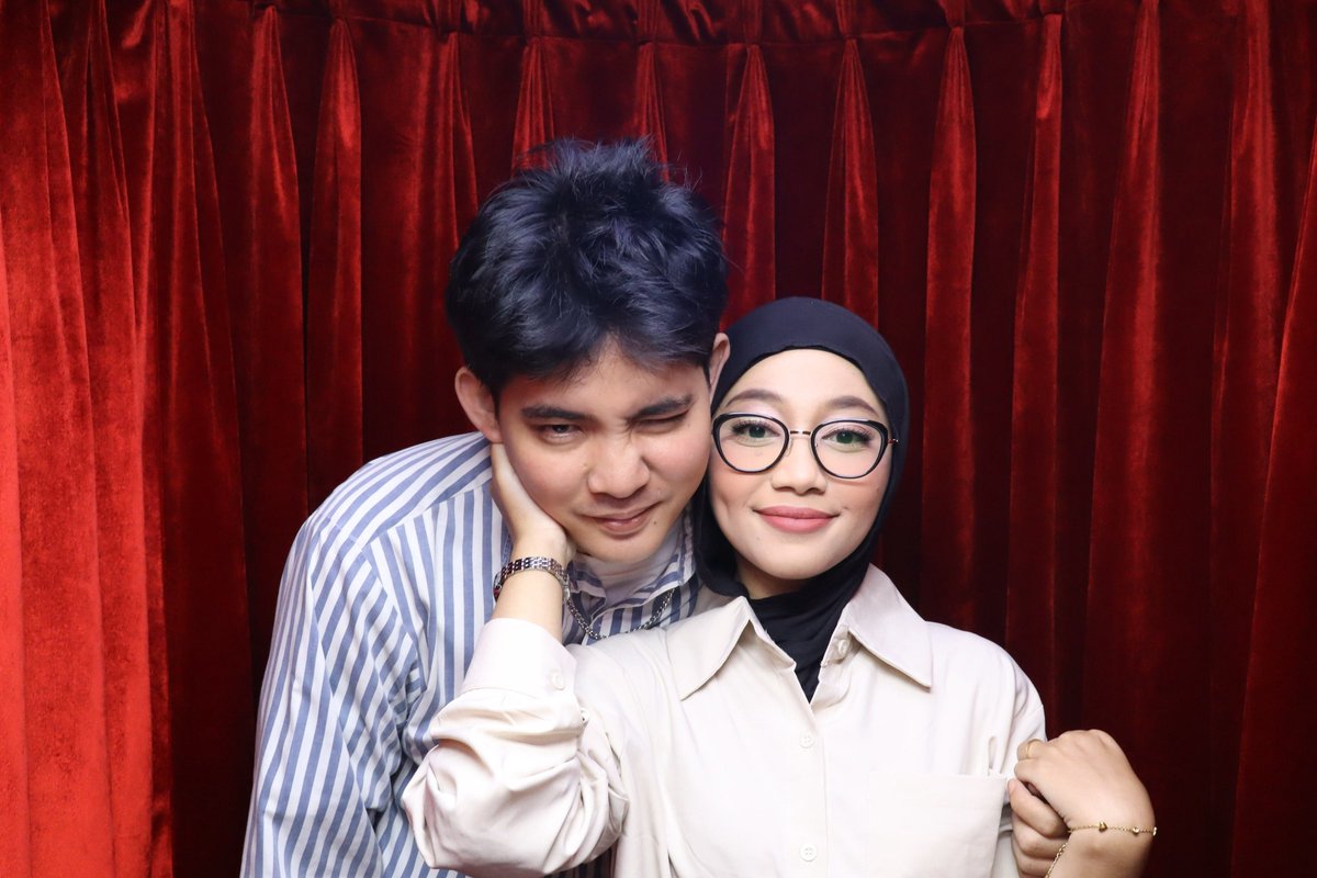 soutyra's tweet photo. photobooth sm cowo yg nungguin aku putus slama 4bln🫰🏻 https://t.co/ysbsPuxRf9