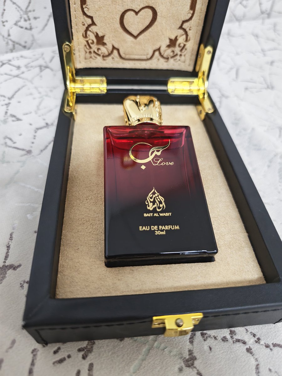 a07_89_'s tweet photo. عطرك لو أشمه على باقي الناس
مثل المديح اللي ما هو في محله❣️🦌 https://t.co/4Z1Ioe7b3M