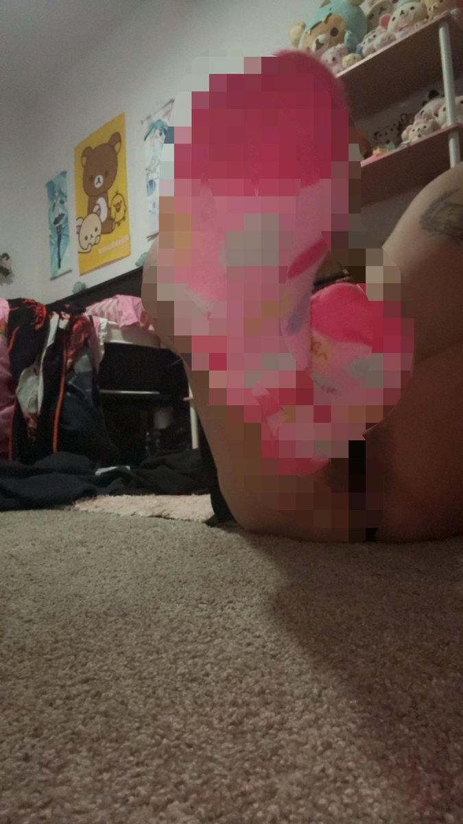 Dumbmuttdiary's tweet photo. Buy my socks for $25 #socksforsale #socks #content  #moot #feetfetısh #nsfwtwtًًًٌٌٍِّ #nsfwtwtًً #nsfwtwtًًً #nsfwtwt #egirl #petplay #maskkink #goonette #goon #goonertwt #boobs #tits #puppygirl  #ass #socks #submissive https://t.co/wg6ftQOF6d