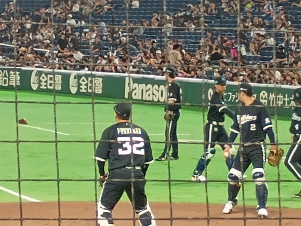 frontafronta77's tweet photo. 今日はここから@東京ドーム

オリックスの東京ドームホーム試合は17年ぶり
その時は1塁側自由席で岸田監督の初完封を見届けました！
うれしくて泣いちゃった記憶… https://t.co/Yw89p56hJl