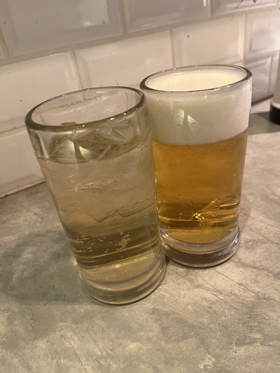 kamata_tosimaya's tweet photo. ⚠️本日8/3〜8/10まで⚠️

生ビール、サワー、ハイボールなど
スタンダード飲み放題🍺
1650円→999円🉐

※フォロワー様限定
※お通し、フード2品別途
※その他サービス、クーポン利用不可 https://t.co/rEP9J3pG2m
