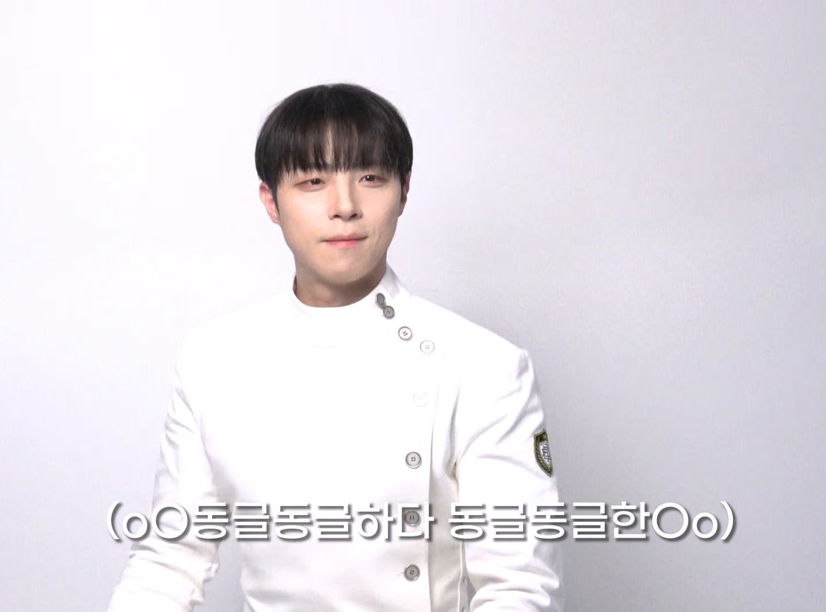 honghang_hh's tweet photo. 뭐얼마나동그란가했더니진짜동그람 https://t.co/WWwXRdvNdO