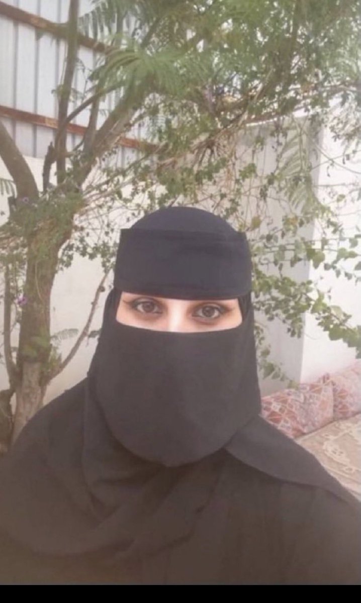 h7sccc's tweet photo. الأجسام الي تلاقيه بل جنوب مانسيتكم غمد وشهارين وعسير الزاهرين اهخ بس يجونك اجسام وأجواء ماتدري وش تتأمل شحوم وجمال حريمهم ولا الأجواء أمم تعال فضفض للمراهق الي بيشقهم لك #ديوت_بدويٌّْ #ديااثة #معصيتّيَ_رِحّتِي https://t.co/kkngEuNmuT
