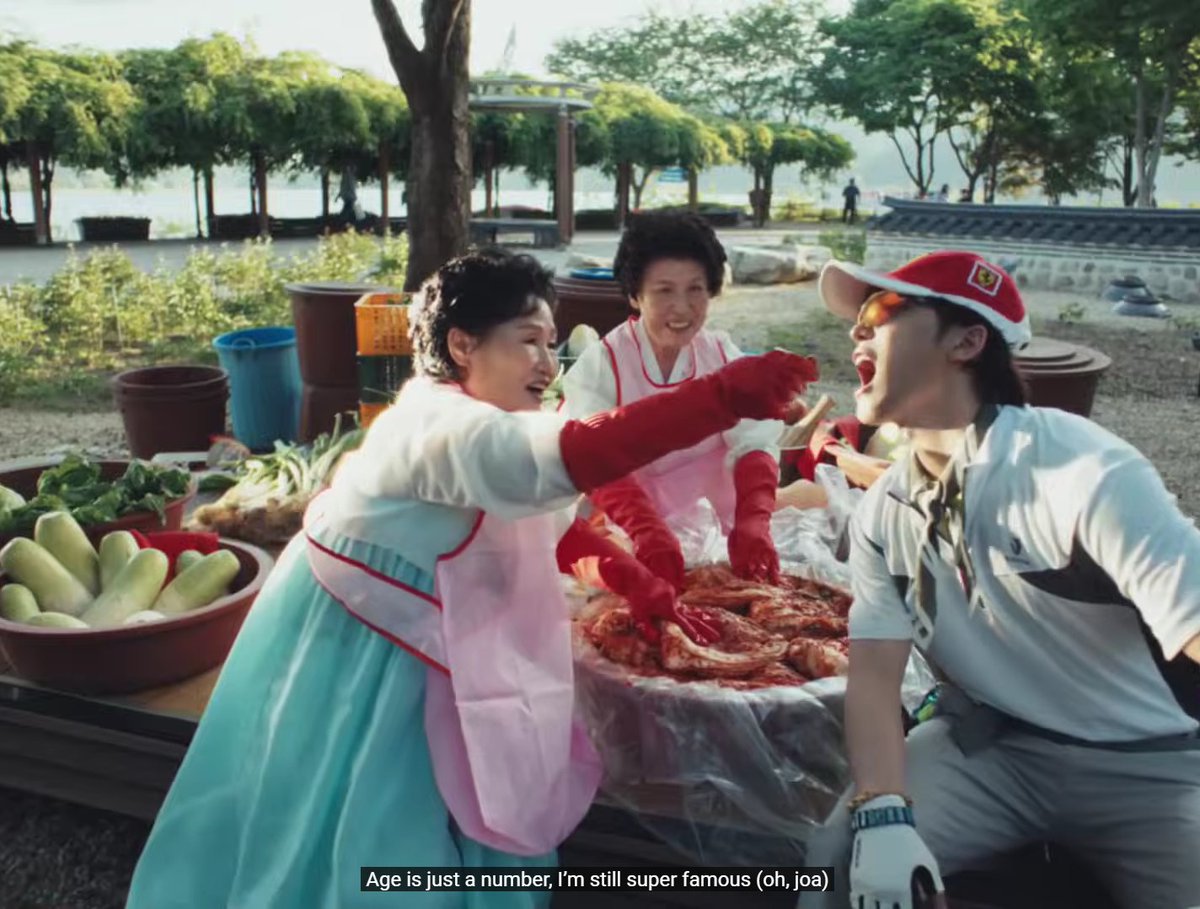 mingyursonly's tweet photo. DINO'S PARENTS AND GRANDMOTHER IN THE PARTY ROCK ROCK MV!!! 😭🥹🫶 Now, I'm sure that IS his grandma!!!!

DINO X PICHEOLIN DEBUT DAY 
#디노X피철인_시작된다 
#DINO_吉BOARD_OutNow
@pledis_17 https://t.co/MJLqtlem95