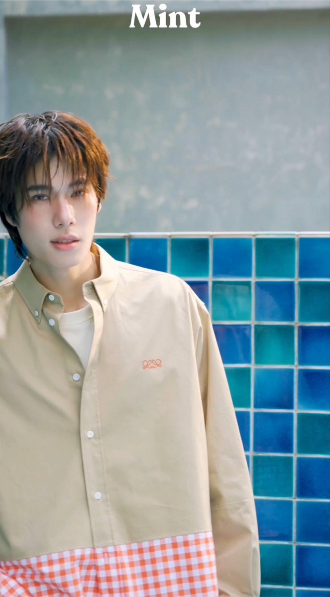 phuwinful's tweet photo. so handsome! 💛__💛
#LOEWExPhuwin #PHUWINxMintMag https://t.co/gqD0dwLXXn