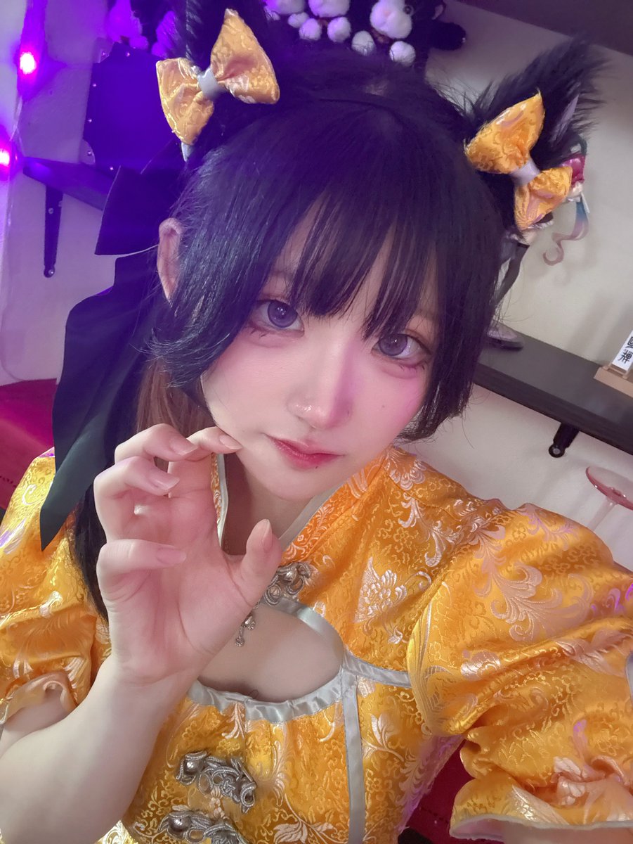 momoneko_miwa's tweet photo. 8月前半お給仕予定

5(水)24-5 リアバ🎂
10(月)23-5
12(水)23-5

なんと8月5日、誕生日です！！
普通に予定無くてありえないのでみんなお祝いしに来てください😭😭😭

東京とか推し活とかFGOフェスとか行ったから話したいこと沢山ある……(𓈒ʚ̴̶̷̷̥ ⩊ ɞ̴̶̷𓈒) https://t.co/fjoHHiAR2X