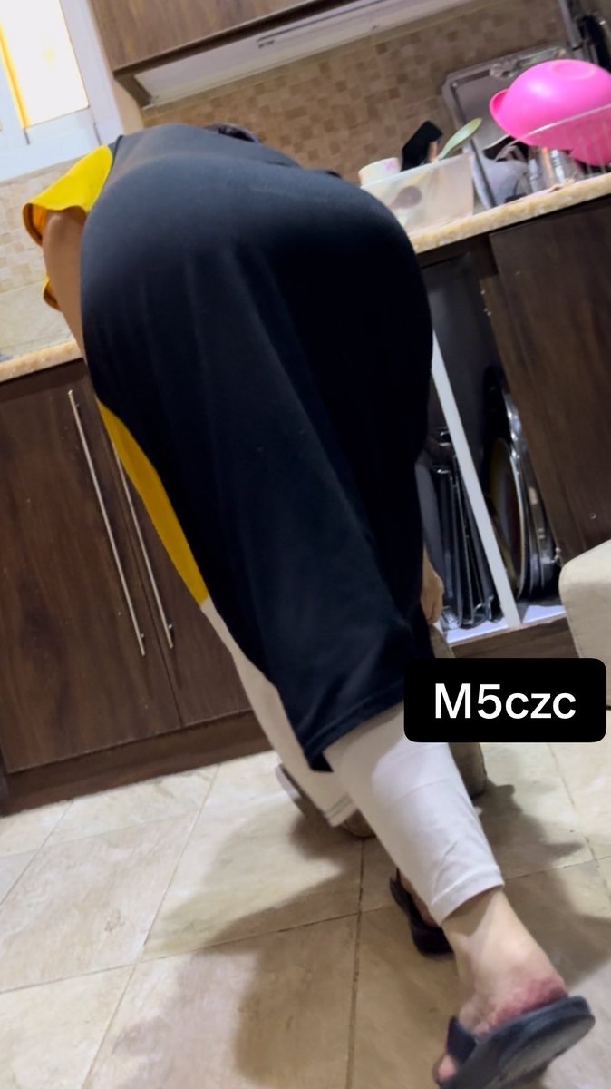 M5czc's tweet photo. امه المتشببه ترز شطاياها بوجهه وخط صدرهاا داييم قدامه 🌚🔥

#ديوت_بدوي ودك تنشر زيه خااص https://t.co/7uL8b2znq2