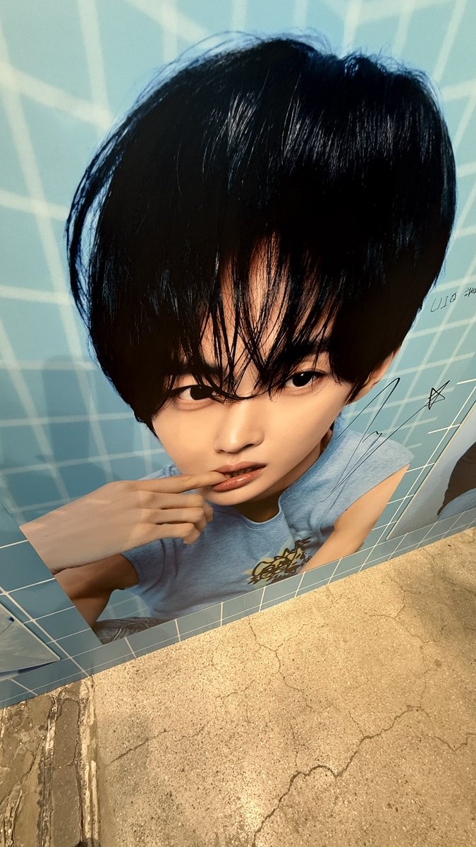 oenvsoe's tweet photo. 유이크 팝업 다녀옴!! ㅋㅋㅋㅋ🧊🧊 https://t.co/PEI1BdwirS