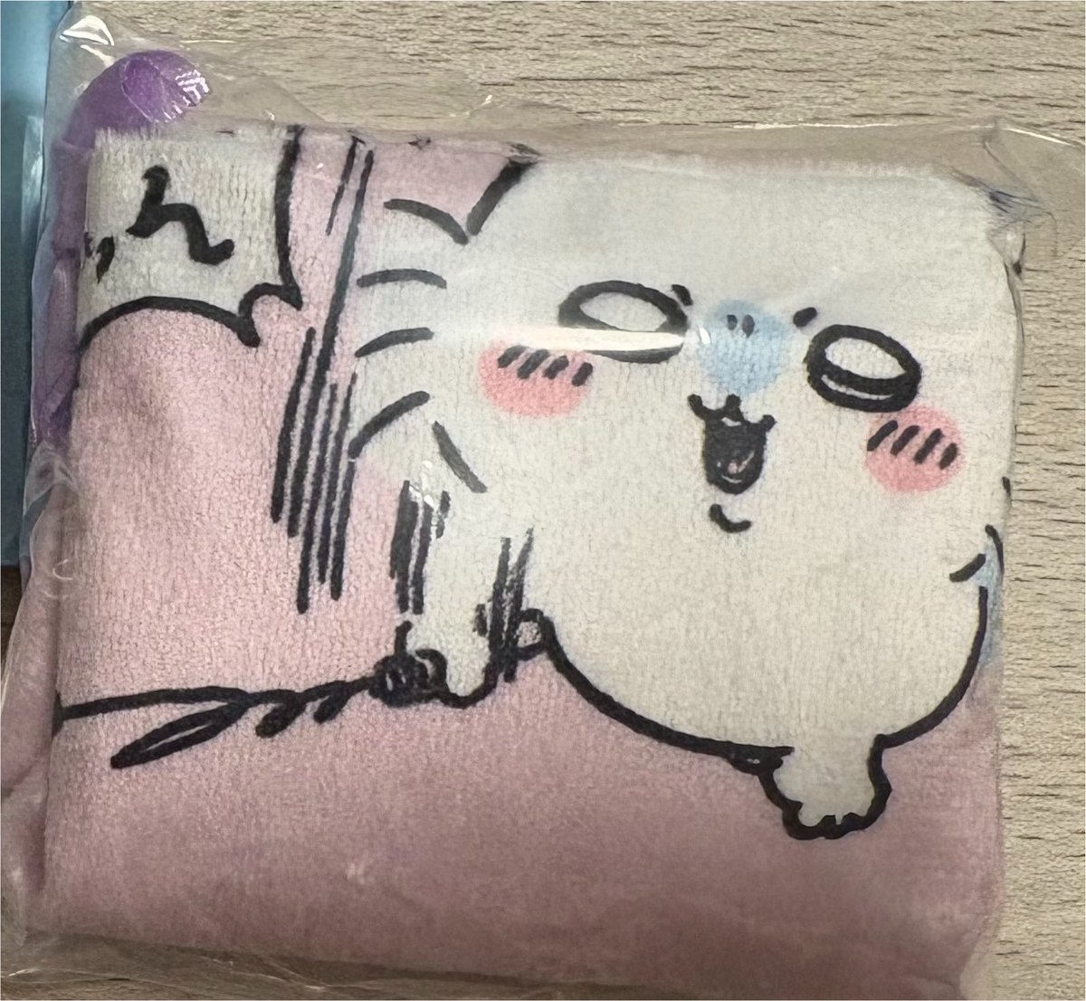 ayataka895's tweet photo. 【交換】
ちいかわ 映画 巾着

【譲】
モモンガ 古本屋

【求】
ちいかわ&amp;ハチワレ&amp;うさぎ

都内手渡し(池袋周辺)又は郵送

お気軽にお声がけ下さい https://t.co/wiUXXli5X0