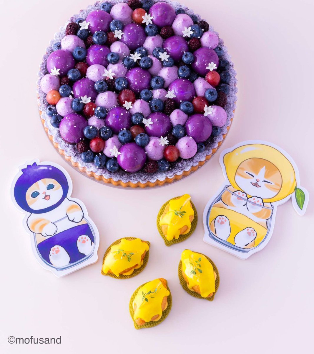 mofusand_goods_'s tweet photo. 🌟コラボ🌟

ヒルトン大阪で『mofusand sweets factory』スイーツビュッフェ開催🐱🧁

サメにゃんや着ぐるみ姿のにゃんこをイメージしたスイーツが楽しめます✨

📅9月3日(木)より開催

🔻詳細・ご予約はこちら🔻
https://t.co/Bcoj8vnqkq

#mofusand #モフサンド https://t.co/OmUBmElofv
