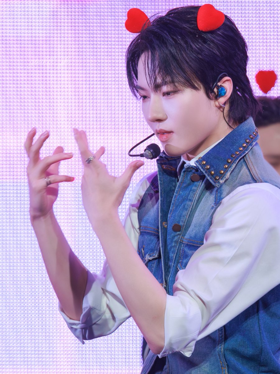 govkfl_jh's tweet photo. 260731 도쿄 팬미팅

👾❤️🎶

 #정훈 #싸이커스 #xikers #JUNGHOON https://t.co/ZbCQkTJ249