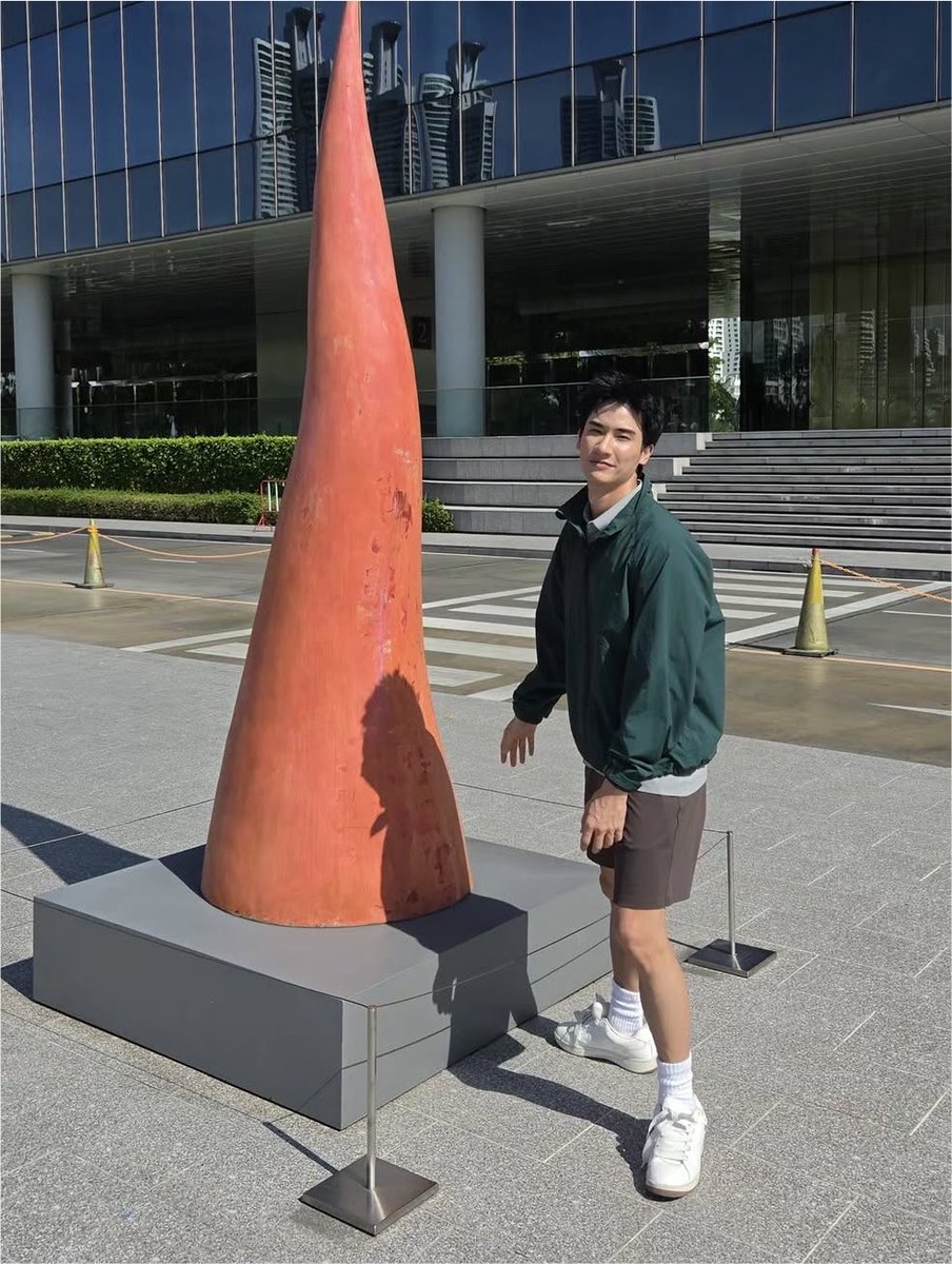mmaynan's tweet photo. ถ่ายงานอะไรคับเนี้ย

#Tawan_V https://t.co/bmvKwvvt5y